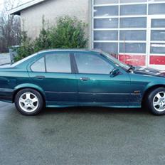 BMW E36 320i -Solgt-