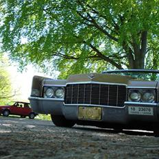 Cadillac DeVille