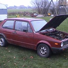 VW golf 1 SKROTTET
