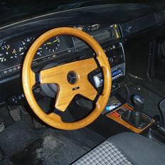 Mercedes Benz 190 D Solgt