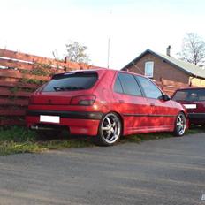Peugeot 306  DØD Solgt i dele 