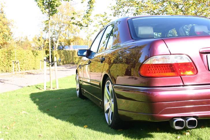 Mercedes Benz E300 Diesel billede 8