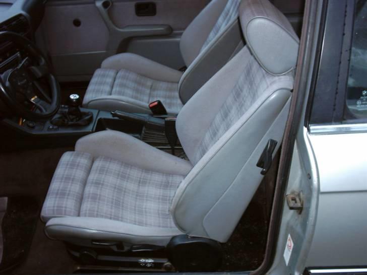 BMW 320 i  billede 12