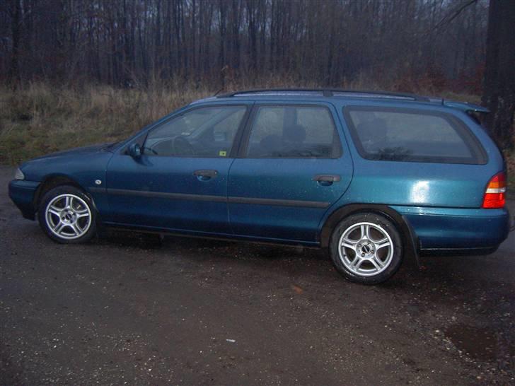 Ford mondeo st car celebration billede 2