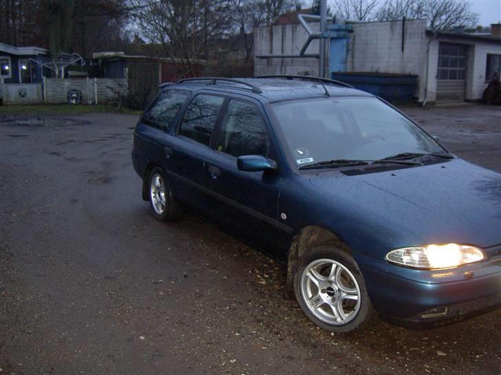 Ford mondeo st car celebration billede 3