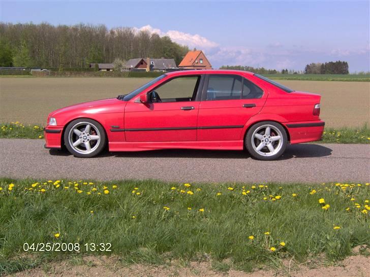 BMW E36 325i "totalskadet" billede 8