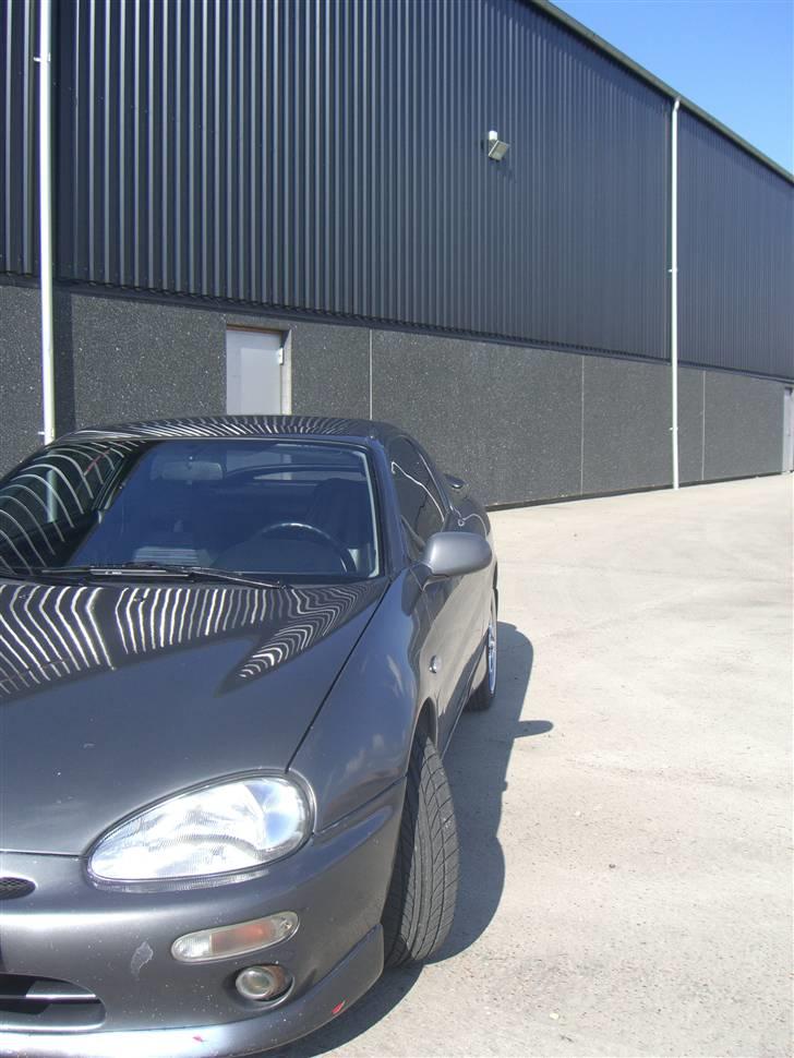 Mazda MX3 (EC) 1.8  V6 SOLGT - Med de tonede ruder, :)   beklager den er beskidt, men der skal nok komme nye billeder billede 13