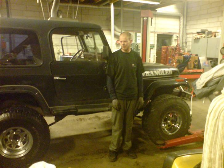 Jeep wrangler - her er rasmus og den lige blevet færdig bil billede 1