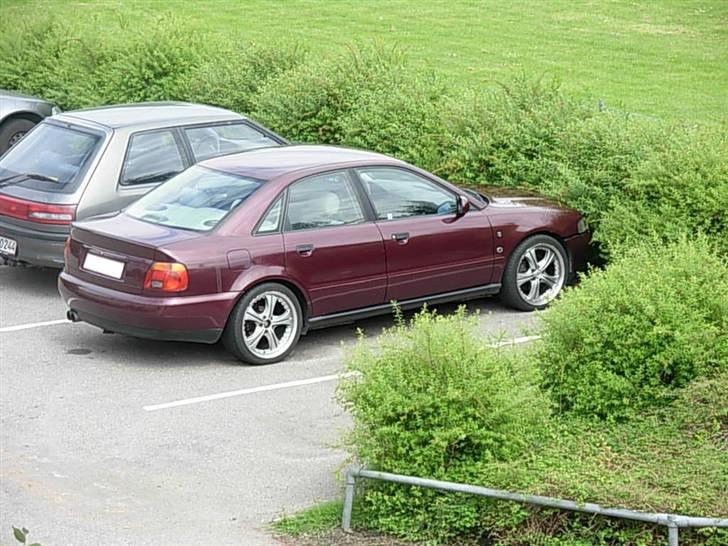 Audi 1,8 T  Solgt  billede 9