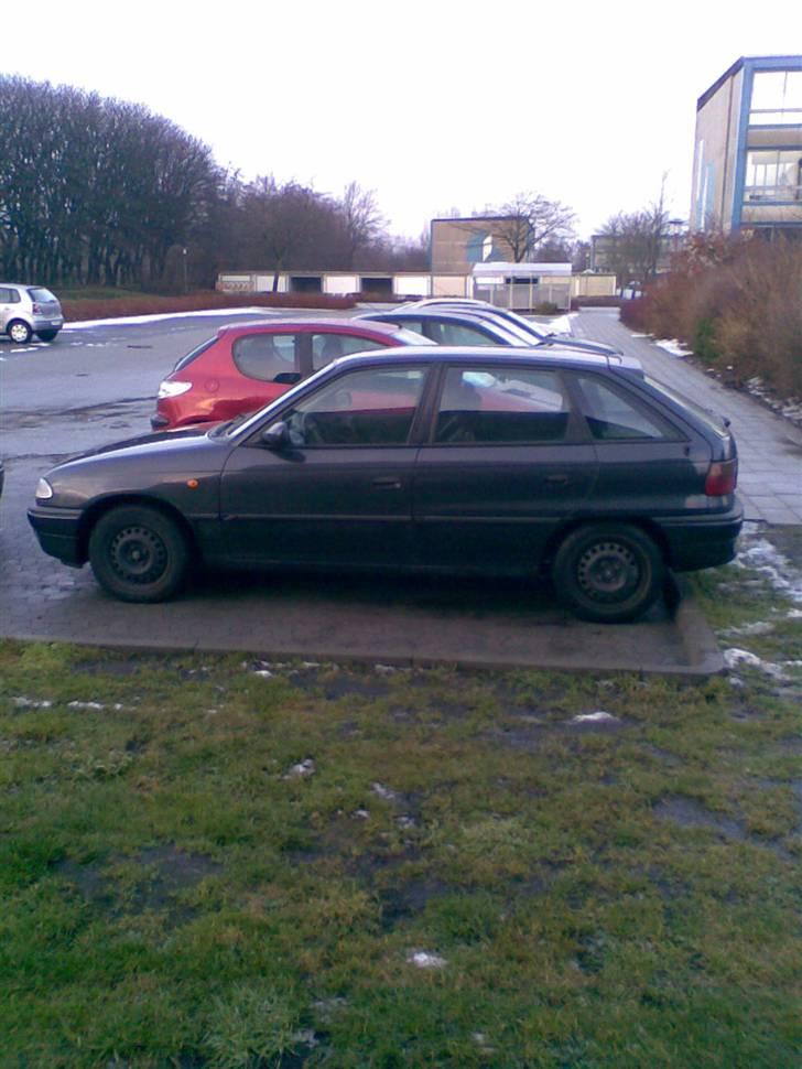 Opel Astra (SOLGT) billede 2