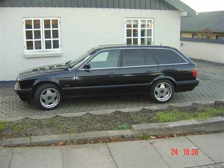 BMW 525 TDS billede 1