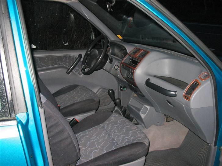 Nissan Terrano 2,7 SR (SOLGT) billede 17