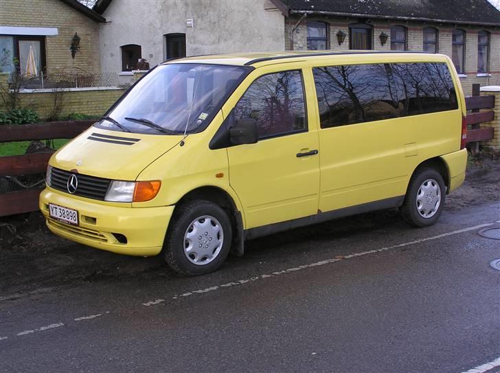 Mercedes Benz Vito 110 D - Her forfra venster billede 2