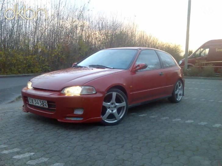 Honda Civic (SOLGT) - Bilen når den er sommerklar billede 7