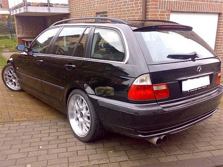 BMW E46 330D Touring SOLGT billede 3