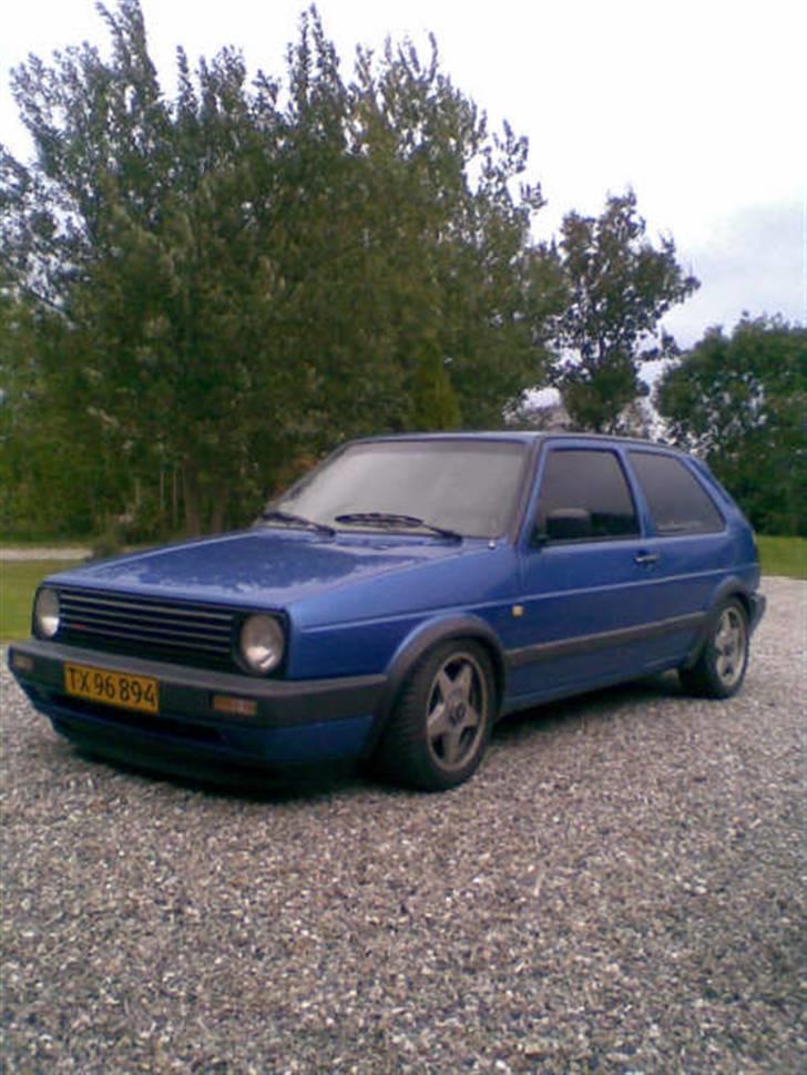 VW golf - et pludsligt billede af vognen billede 6