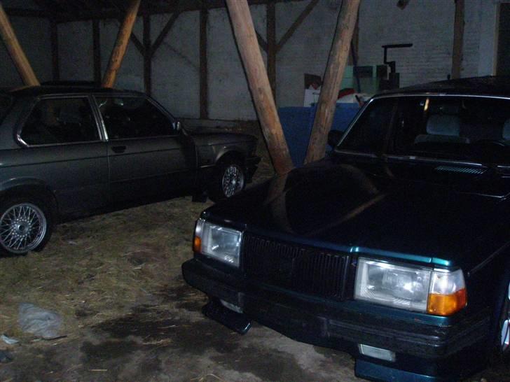 BMW E21 323i  - Ja så kom den hjem i stald igen billede 16