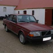 Volvo 240