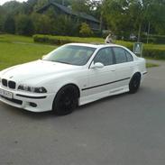 BMW 523 e39