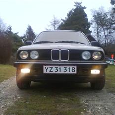 BMW E30 320i solgt
