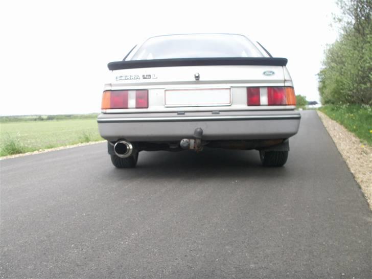 Ford Sierra 1.8 - Som den ser ud nu :) 13/5-08 billede 3