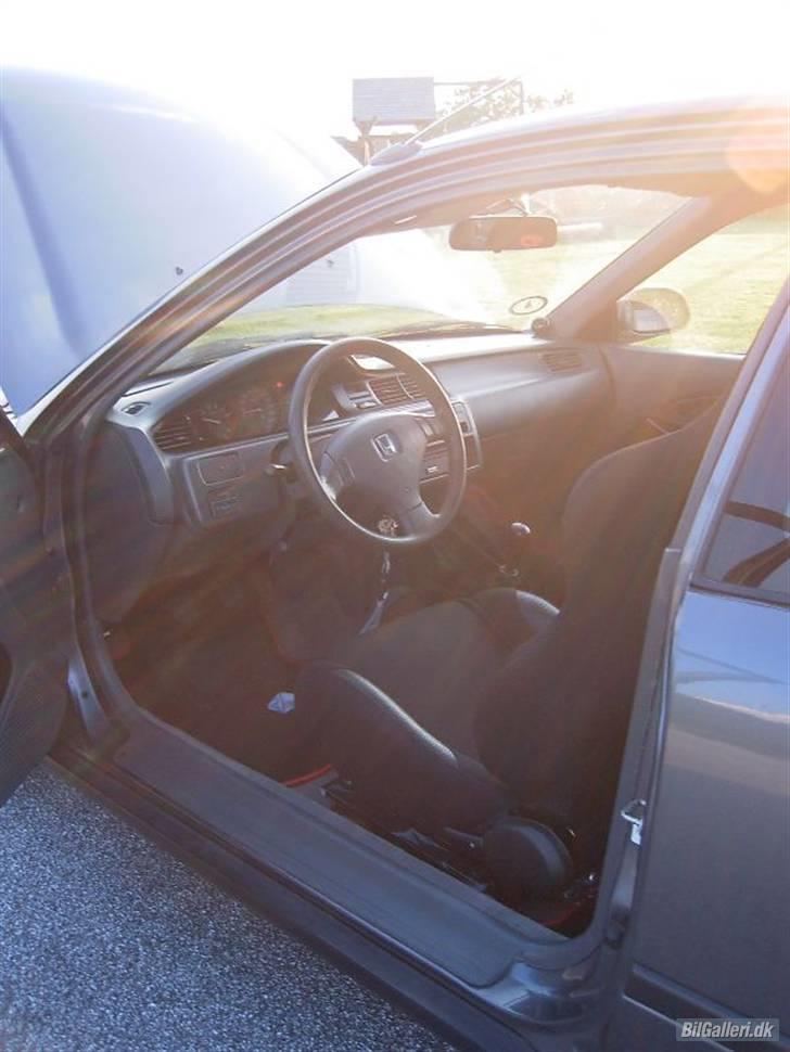 Honda civic *solgt* billede 8