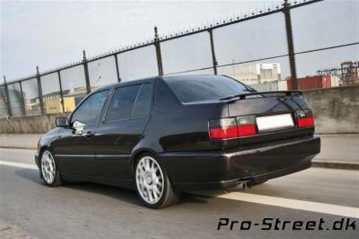 VW Vento G60 *SOLGT* billede 7