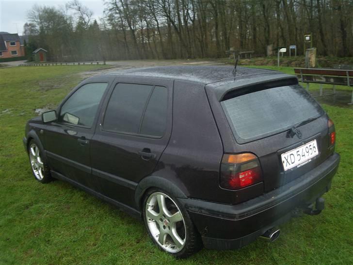 VW golf 3 er blevet stjålet - set bag fra. men hurtige er den billede 9