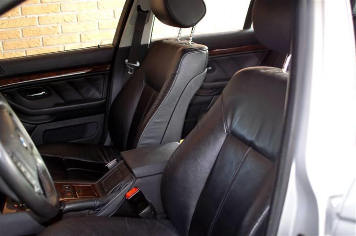 BMW E39 525dA Touring *SOLGT* billede 8