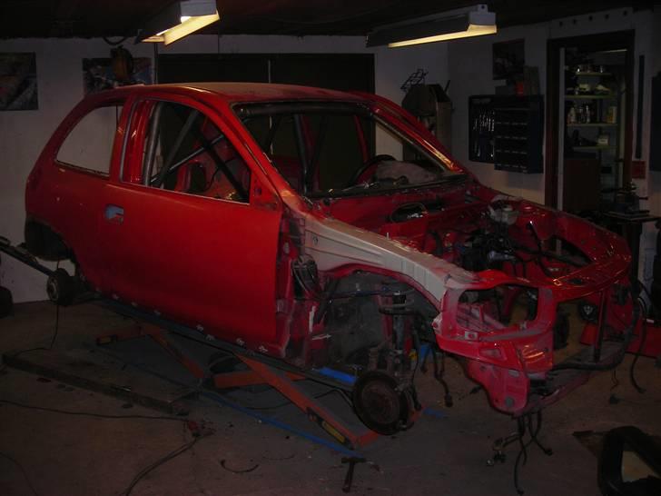 Opel Corsa SOLGT - Den begynder og tage form :) billede 10