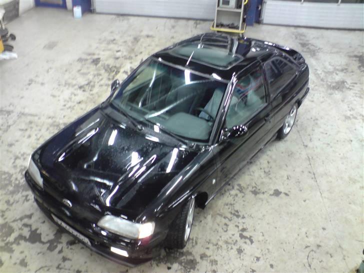 Ford escort RS2000 solgt billede 2