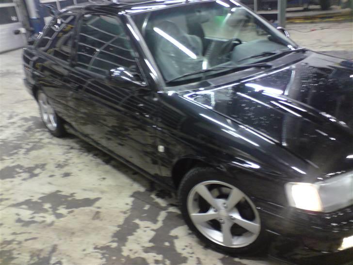 Ford escort RS2000 solgt billede 4