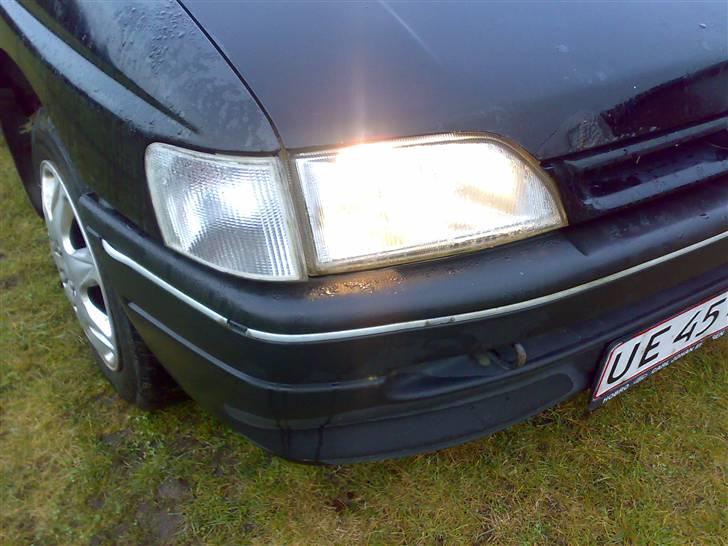 Ford Escort stc. 1.6 | SOLGT billede 9