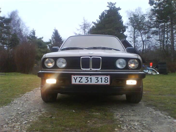 BMW E30 320i solgt billede 1