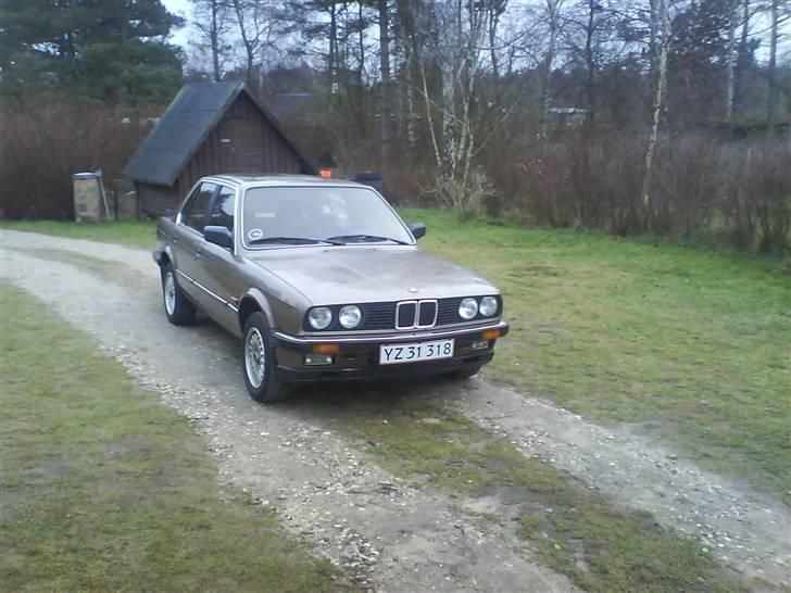 BMW E30 320i solgt billede 3