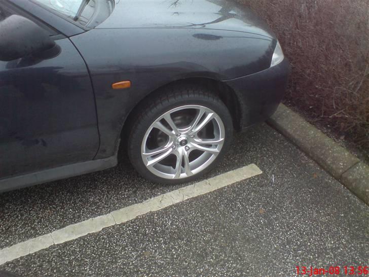 Mitsubishi Carisma Solgt - Nye sko til damen billede 13