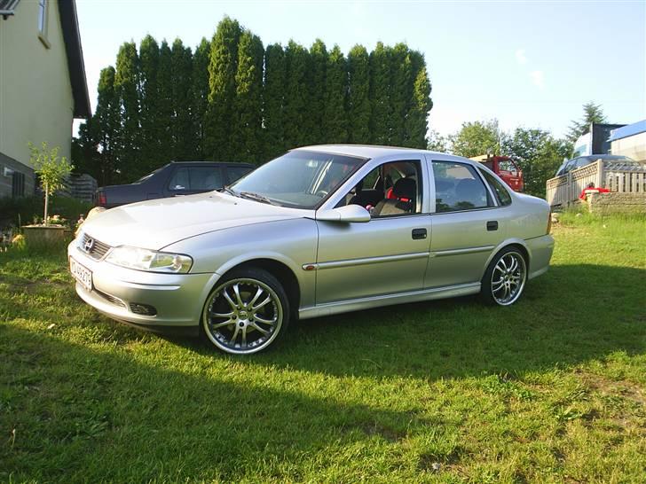 VW Passat 1.8 20v   SOLGT - Den gamle diesel billede 15