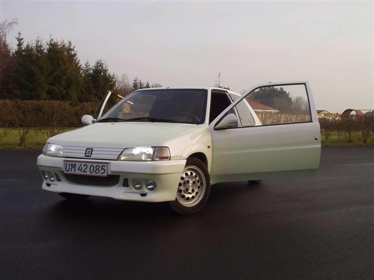 Peugeot 106 Rallye SOLGT billede 1