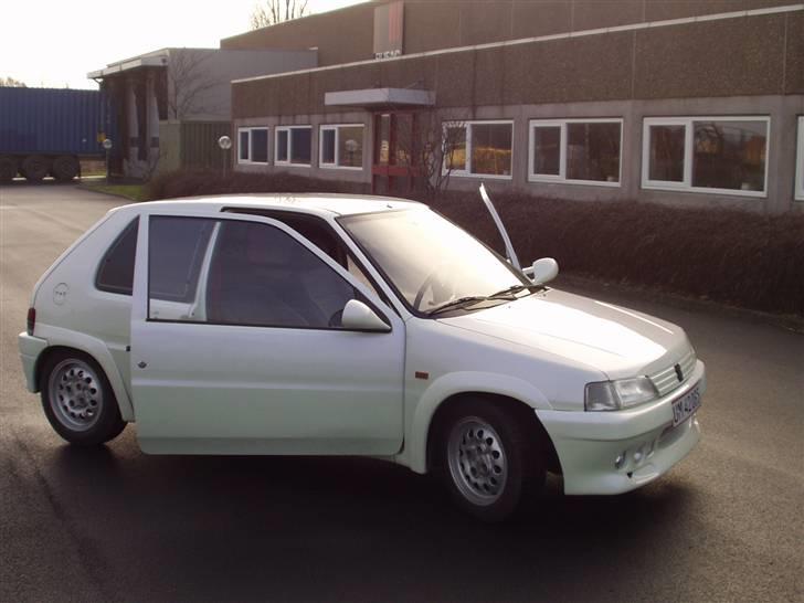 Peugeot 106 Rallye SOLGT billede 3