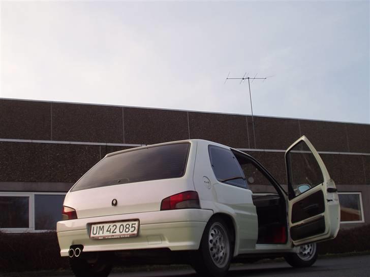 Peugeot 106 Rallye SOLGT billede 5