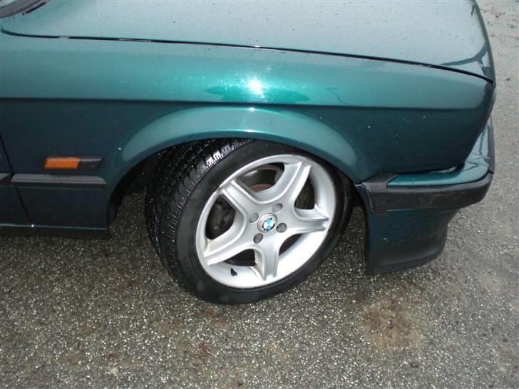 BMW 320i E30 SOLGT billede 3