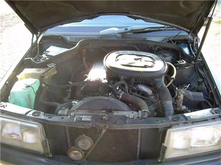 Mercedes Benz 190 E 2,3 W 201 billede 5