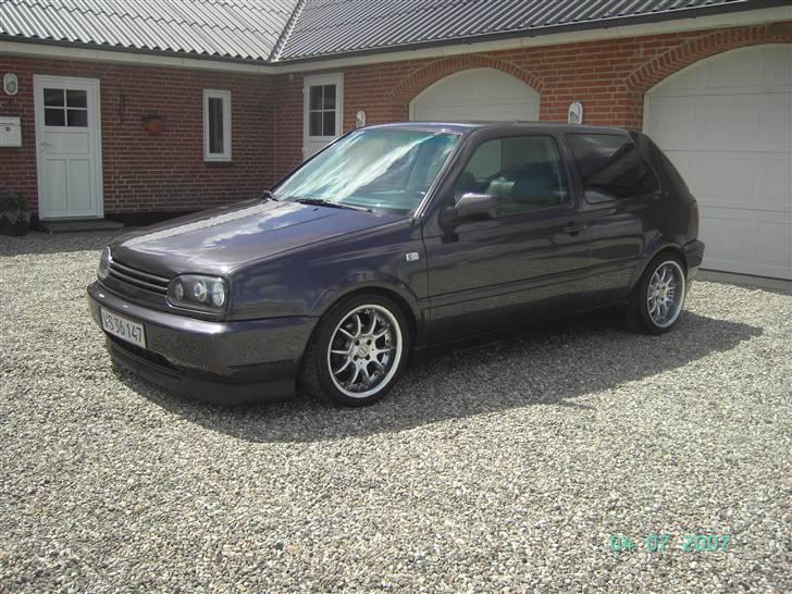 VW Golf 3 TD -SOLGT- billede 1