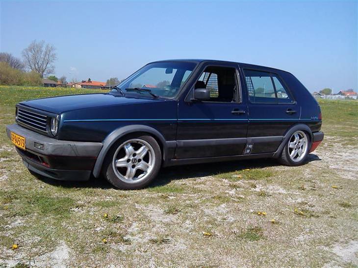 VW golf 2 solgt - emblemfri front og tåge lygter  billede 1