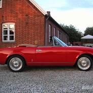 Fiat 124 Spider CS2