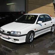 Nissan Primera SRi (SOLGT)