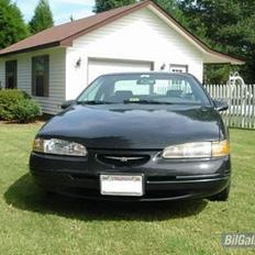 Amerikaner  Ford Thunderbird Lx