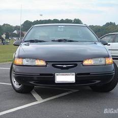 Amerikaner  Ford Thunderbird Lx