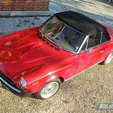 Fiat 124 Spider CS2