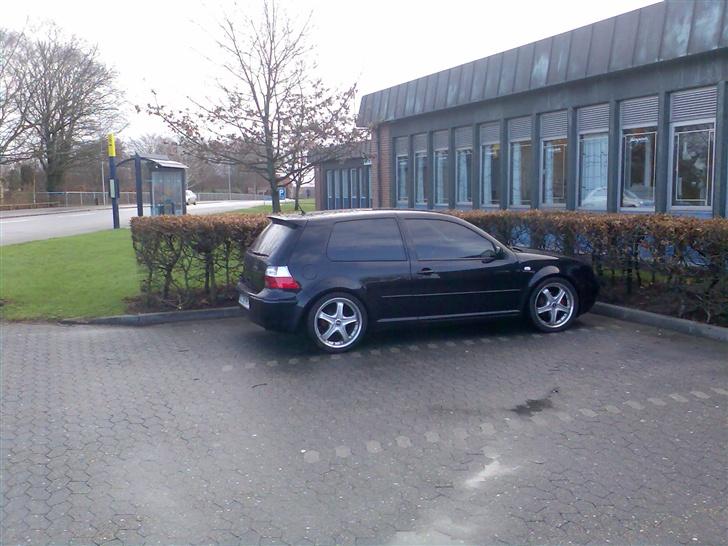 VW Golf IV (Solgt) - Front gitter, og Øjenskygge billede 1